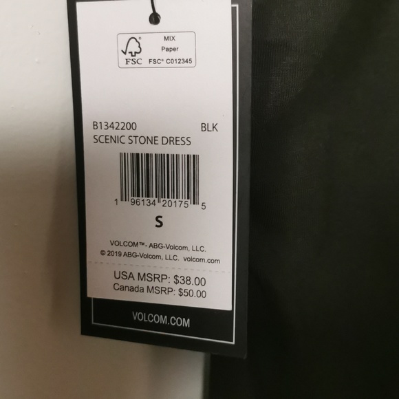 BNWT Volcom scenic stone black dress, size small - Picture 4 of 5